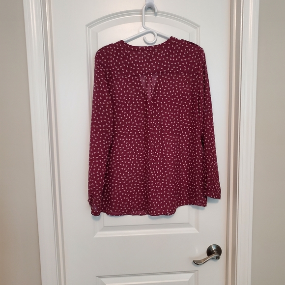 Gap Shear blouse - Picture 2 of 4